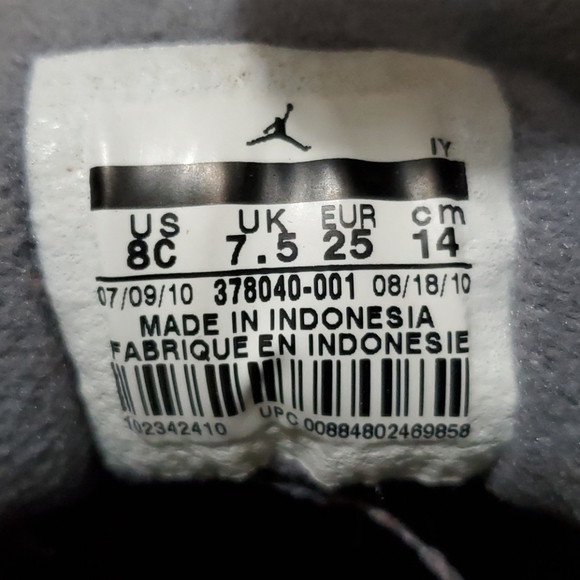 Jordan's 11 Cool Grey 8C - Picture 4 of 4